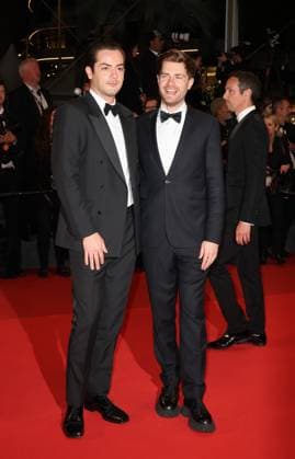 Affeksjonsverdi (Sentimental Value) Red Carpet at the 78th Annual Cannes Film Festival Lukas Dhont (R) and guest - Affeksjonsverdi (Sentimental Value) Red Carpet at the 78th Annual Cannes Film Festival in Cannes, France on May 21, 2025.  Copyright: x Chassery+Courdjix