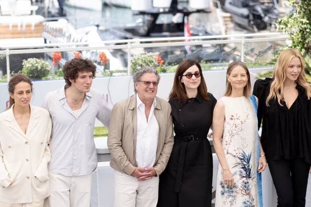 A Private Life , Photocall in Cannes, 21 05 2025 Cannes, France 21 5 2024 Anne Berest, Vincent Lacoste, Daniel Auteuil, Rebecca Zlotowski, Jodie Foster and Virginie Efira during the photocall for Vie Privee A Private Life during the 78 Cannes International Film Festival The Cannes Film Festival takes place from Ma Copyright: xChristianxEnderx