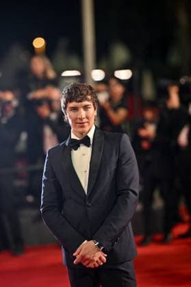 Cannes Sentimental Value Screening JR Cody Fern attending the screening of Sentimental Value at 78th Cannes Film Festival in Cannes, France on May, 21, 2025. Photo by Julien Reynaud APS-Medias ABACAPRESS.COM Cannes France  Copyright: xReynaudxJulien APS-Medias ABACAx