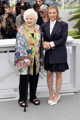Eleanor The Great , Photocall in Cannes, 21 05 2025 Cannes, France 21 5 2024 June Squibb and Scarlett Johansson during the photocall for Eleanor The Great during the 78 Cannes International Film Festival The film festival takes place from May 13 to 24, 2025 Cannes Palais des Festivals et des Congres Provence Alpes Cote d Azur France Copyright: xChristianxEnderx