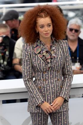 Eleanor The Great , Photocall in Cannes, 21 05 2025 Cannes, France 21 5 2024 Erin Kellyman during the photocall for Eleanor The Great during the 78 Cannes International Film Festival The film festival takes place from May 13 to 24, 2025 Cannes Palais des Festivals et des Cong Provence Alpes Cote d Azur France Copyright: xChristianxEnderx