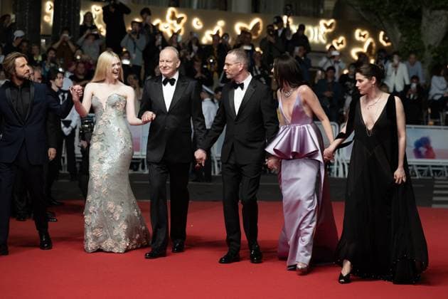 Cannes - Affeksjonsverdi Red Carpet DN Anders Danielsen Lie, Elle Fanning, Stellan Skarsgard, Joachim Trier, Renate Reinsve and Inga Ibsdotter Lilleaas attend the Affeksjonsverdi (Sentimental Value) red carpet at the 78th annual Cannes Film Festival at Palais des Festivals on May 21, 2025 in Cannes, France. Photo by David NIVIERE ABACAPRESS.COM CANNES France  Copyright: xNivierexDavid ABACAPRESS.COMx