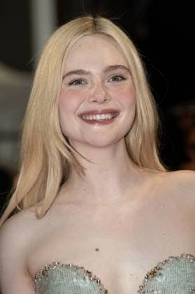 Cannes - Affeksjonsverdi Red Carpet DN Elle Fanning attends the Affeksjonsverdi (Sentimental Value) red carpet at the 78th annual Cannes Film Festival at Palais des Festivals on May 21, 2025 in Cannes, France. Photo by David NIVIERE ABACAPRESS.COM CANNES France  Copyright: xNivierexDavid ABACAPRESS.COMx