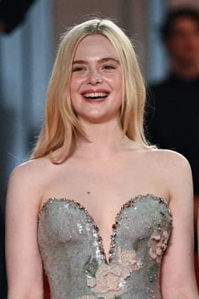 Cannes Affeksjonsverdi Premiere AM Elle Fanning attending Affeksjonsverdi (Sentimental Value) Premiere in Cannes, France on May 21, 2025 as part of the 78th Cannes Film Festival. Photo by Aurore Marechal ABACAPRESS.COM Cannes France  Copyright: xMarechalxAurore ABACAx