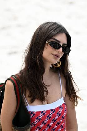 Cannes - Emily Ratajkowski Beach Photoshoot Emily Ratajkowski, also known as Emrata, during a photo shoot on the beach in Cannes, France, on May 21, 2025, as part of the 78th Cannes Film Festival. Photo by Florian Poitout ABACAPRESS.COM Cannes France  Copyright: xPoitoutxFlorian ABACAx