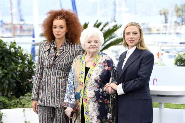 Erin Kellyman, June Squibb and Scarlett Johansson at the Eleanor the Great Photocall in Cannes on 21 05 2025