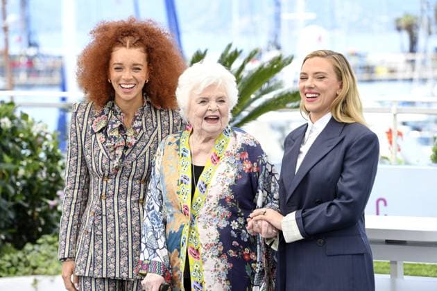 Erin Kellyman, June Squibb and Scarlett Johansson at the Eleanor the Great Photocall in Cannes on 21 05 2025
