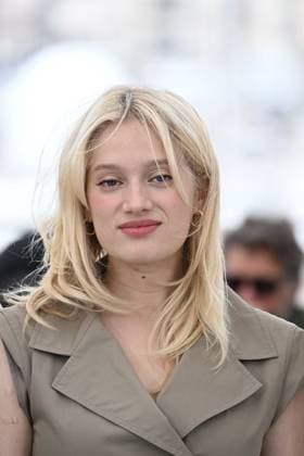 Cannes - Cannes Testa o Croce? Photocall Nadia Tereszkiewicz at the Testa o Croce? (Heads or Tails?) photocall in Cannes, France, on May 22, 2025, for the Un Certain Regard section of the 78th Cannes Film Festival. Photo by David Niviere ABACAPRESS.COM Cannes France  Copyright: xNivierexDavid ABACAPRESS.COMx