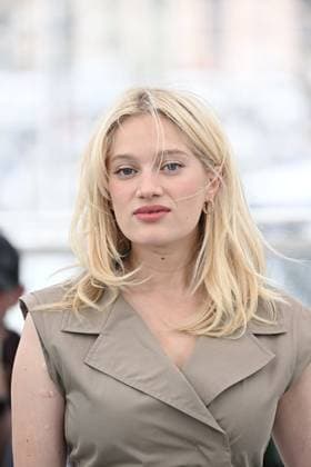 Cannes - Cannes Testa o Croce? Photocall Nadia Tereszkiewicz at the Testa o Croce? (Heads or Tails?) photocall in Cannes, France, on May 22, 2025, for the Un Certain Regard section of the 78th Cannes Film Festival. Photo by David Niviere ABACAPRESS.COM Cannes France  Copyright: xNivierexDavid ABACAPRESS.COMx