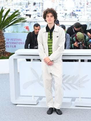 Internationale Filmfestspiele von Cannes, Le Citta di Pianura Photocall Cannes, 78th Cannes Film Festival 2025 - Day 10, Photocall of the film Le Città di Pianura . Cannes, 78th Cannes Film Festival 2025 - Day 10, Photocall of the Film Le Città di Pianura . In the photo Filippo Scotti Cannes France  Copyright: xIPA ABACAx