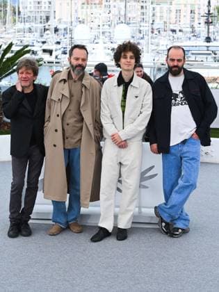 Internationale Filmfestspiele von Cannes, Le Citta di Pianura Photocall Cannes, 78th Cannes Film Festival 2025 - Day 10, Photocall of the film Le Città di Pianura . Cannes, 78th Cannes Film Festival 2025 - Day 10, Photocall of the Film Le Città di Pianura . In the photo Pierpaolo Capovilla, Sergio Romano, Filippo Scotti, Francesco Sossai Cannes France  Copyright: xIPA ABACAx