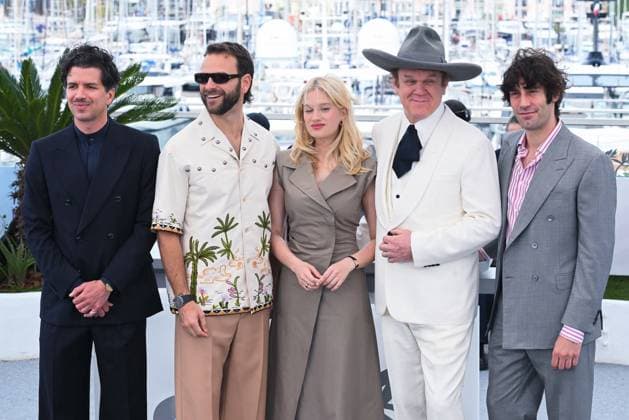 Internationale Filmfestspiele von Cannes, Testa o Croce - Heads or Tails Photocall Cannes, 78th Cannes Film Festival 2025 - day 10 - photocall of the film Heads or Tails? Cannes, 78th Cannes Film Festival 2025 - day 10 - photocall of the film Testa O Croce? In the photo: Gabriele Silli, Gianni Garko, Alessio Cannes Italy  Copyright: xIPA ABACAx
