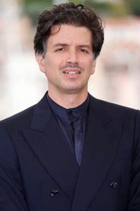 Alessio Rigo de Righi at the photocall for the feature film Testa o croce Heads or Tails at the Festival de Cannes 2025 78 Cannes International Film Festival at the Palais des Festivals Cannes, 22 05 2025 Foto:xD.xBedrosianx xFuturexImagex tails_5516