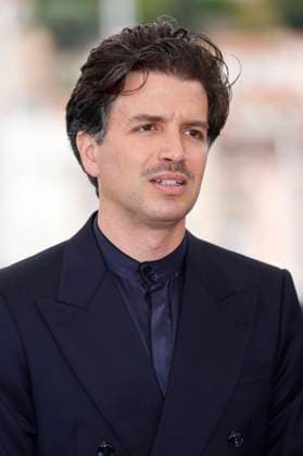 Alessio Rigo de Righi at the photocall for the feature film Testa o croce Heads or Tails at the Festival de Cannes 2025 78 Cannes International Film Festival at the Palais des Festivals Cannes, 22 05 2025 Foto:xD.xBedrosianx xFuturexImagex tails_5517