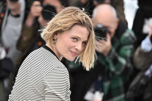 Cannes - Connemara Photocall Melanie Thierry at the Connemara photocall in Cannes, France, on May 22, 2025, for the Cannes Premiere section of the 78th Cannes Film Festival. Photo by David NiviereABACAPRESS.COM Cannes Provence-Alpes-Cote d Azur France  Copyright: xNivierexDavid ABACAPRESS.COMx