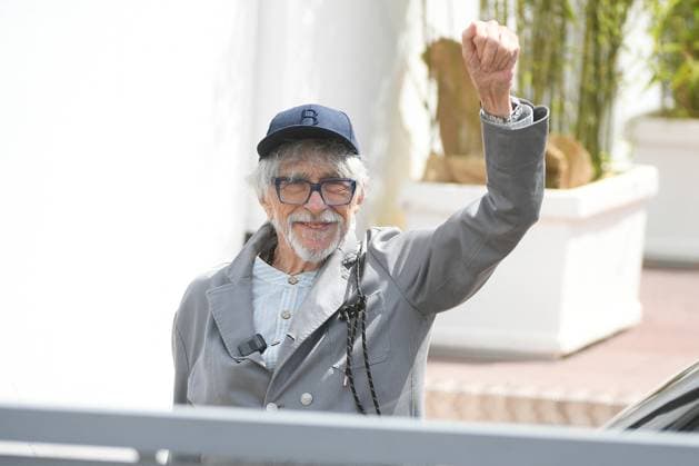Internationale Filmfestspiele von Cannes, L Homme qui a vu l ours qui a vu l homme Photocall Pierre Richard arrives at the photocall for the film LHomme qui a vu lours qui a vu lhomme during the 78th Cannes International Film Festival Pierre Richard arrives at the photocall for the film LHomme qui a vu lours qui a vu lhomme during the 78th Cannes International Film Festival on May 22, 2025 Lionel Urman Bestimage Pierre Richard arrives at the photocall for the film LHomme qui a vu lours qui a vu lhomme during the 78th Cannes International Film Festival on May 22, 2025 Cannes France  Copyright: xLIONELxURMANxx xBESTIMAGExLIONELxURMANxx xBESTIMAGEx