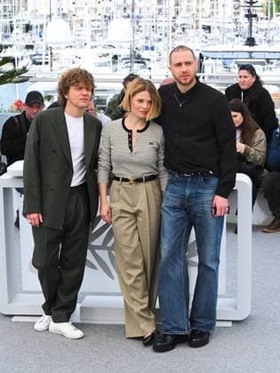Cannes, 78th Cannes Film Festival 2025 - day 10 - photocall of the film Connemara Cannes, 78th Cannes Film Festival 2025 - day 10 - photocall of the film Connemara In the photo: Alex Lutz, Mélanie Thierry, Bastien Bouillon Cannes Italy  Copyright: xIPA ABACAx