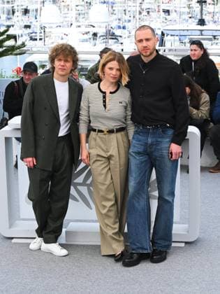 Cannes, 78th Cannes Film Festival 2025 - day 10 - photocall of the film Connemara Cannes, 78th Cannes Film Festival 2025 - day 10 - photocall of the film Connemara In the photo: Alex Lutz, Mélanie Thierry, Bastien Bouillon Cannes Italy  Copyright: xIPA ABACAx