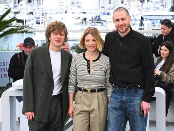 Cannes, 78th Cannes Film Festival 2025 - day 10 - photocall of the film Connemara Cannes, 78th Cannes Film Festival 2025 - day 10 - photocall of the film Connemara In the photo: Alex Lutz, Mélanie Thierry, Bastien Bouillon Cannes Italy  Copyright: xIPA ABACAx