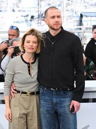 Cannes, 78th Cannes Film Festival 2025 - day 10 - photocall of the film Connemara Cannes, 78th Cannes Film Festival 2025 - day 10 - photocall of the film Connemara In the photo: ,Mélanie Thierry, Bastien Bouillon Cannes Italy  Copyright: xIPA ABACAx