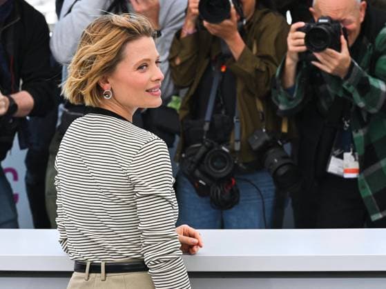 Cannes, 78th Cannes Film Festival 2025 - day 10 - photocall of the film Connemara Cannes, 78th Cannes Film Festival 2025 - day 10 - photocall of the film Connemara In the photo: Mélanie Thierry, Cannes Italy  Copyright: xIPA ABACAx