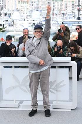 Cannes, 78th Cannes Film Festival 2025 - Day 10, Photocall of the Film L Homme Qui A Vu L Ours Qui A Vu L Homme Cannes, 78th Cannes Film Festival 2025 - Day 10, Photocall of the Film L Homme Qui A Vu L Ours Qui A Vu L Homme . In the photo Pierre Richard Cannes France  Copyright: xIPA ABACAx