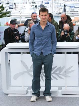 Cannes, 78th Cannes Film Festival 2025 - Day 10, Photocall of the Film L Homme Qui A Vu L Ours Qui A Vu L Homme Cannes, 78th Cannes Film Festival 2025 - Day 10, Photocall of the film L Homme Qui A Vu L Ours Qui A Vu L Homme . In the photo Timi-Joy Marbot Cannes France  Copyright: xIPA ABACAx