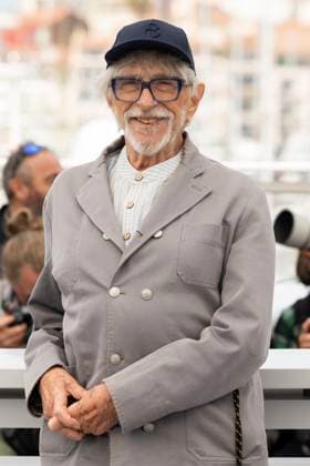Photocall for LHomme qui a vu lours qui a vu lhomme at the 78th Cannes International Film Festival Pierre Richard Photocall for LHomme qui a vu lours qui a vu lhomme at the 78th Cannes International Film Festival, May 22, 2025 Jacovides Moreau Bestimage Photocall for LHomme qui a vu lours qui a vu lhomme at the 78th Cannes International Film Festival Cannes France  Copyright: xJACOVIDES-MOREAUx xBESTIMAGExJACOVIDES-MOREAUx xBESTIMAGEx