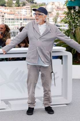 Pierre Richard at the photocall for the feature film L homme qui a vu l ours qui a vu l homme The Man Who Saw the Bear at the Festival de Cannes 2025 78 Cannes International Film Festival at the Palais des Festivals Cannes, 22 05 2025 Foto:xD.xBedrosianx xFuturexImagex homme_5505