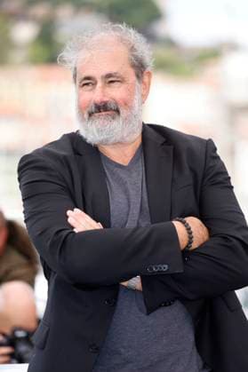 Gustave Kervern at the photocall for the feature film L homme qui a vu l ours qui a vu l homme The Man Who Saw the Bear at the Festival de Cannes 2025 78 Cannes International Film Festival at the Palais des Festivals Cannes, 22 05 2025 Foto:xD.xBedrosianx xFuturexImagex homme_5515