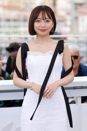 Kyoko Saito at the photocall for the movie Ren ai saiban Love on Trial at the Festival de Cannes 2025 78 Cannes International Film Festival at the Palais des Festivals Cannes, 22 05 2025 Foto:xD.xBedrosianx xFuturexImagex trial_5510