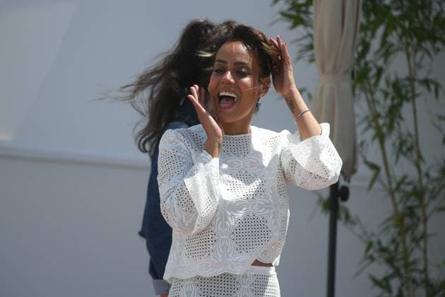 Internationale Filmfestspiele von Cannes, Ma frere Photocall Amel Bent arrives at the photocall for the film Ma Frère Cannes Première during the 78th Cannes International Film Festival Amel Bent arrives at the photocall for the film Ma Frère Cannes Première during the 78th Cannes International Film Festival on May 22, 2025 Lionel Urman Bestimage Amel Bent arrives at the photocall for the film Ma Frère Cannes Première during the 78th Cannes International Film Festival on May 22, 2025 Cannes France  Copyright: xLIONELxURMANxx xBESTIMAGExLIONELxURMANxx xBESTIMAGEx