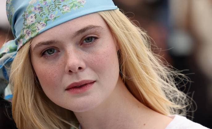 Photocall du film Affeksjonsverdi lors du 78ème Festival International du Film de Cannes Elle Fanning au photocall du film Affeksjonsverdi lors du 78ème Festival International du Film de Cannes, au Palais des Festivals à Cannes, France, le 22 mai 2025 Jacovides Moreau Bestimage Sentimental Value Photocall during the 78th Cannes International Film Festival, in Cannes, France, on May 22, 2025 Cannes France  Copyright: xJACOVIDES-MOREAUx xBESTIMAGExJACOVIDES-MOREAUx xBESTIMAGEx