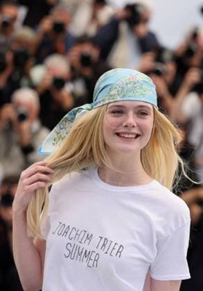 Photocall du film Affeksjonsverdi lors du 78ème Festival International du Film de Cannes Elle Fanning au photocall du film Affeksjonsverdi lors du 78ème Festival International du Film de Cannes, au Palais des Festivals à Cannes, France, le 22 mai 2025 Jacovides Moreau Bestimage Sentimental Value Photocall during the 78th Cannes International Film Festival, in Cannes, France, on May 22, 2025 Cannes France  Copyright: xJACOVIDES-MOREAUx xBESTIMAGExJACOVIDES-MOREAUx xBESTIMAGEx