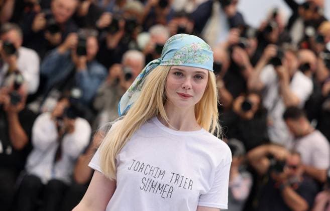 Photocall du film Affeksjonsverdi lors du 78ème Festival International du Film de Cannes Elle Fanning au photocall du film Affeksjonsverdi lors du 78ème Festival International du Film de Cannes, au Palais des Festivals à Cannes, France, le 22 mai 2025 Jacovides Moreau Bestimage Sentimental Value Photocall during the 78th Cannes International Film Festival, in Cannes, France, on May 22, 2025 Cannes France  Copyright: xJACOVIDES-MOREAUx xBESTIMAGExJACOVIDES-MOREAUx xBESTIMAGEx