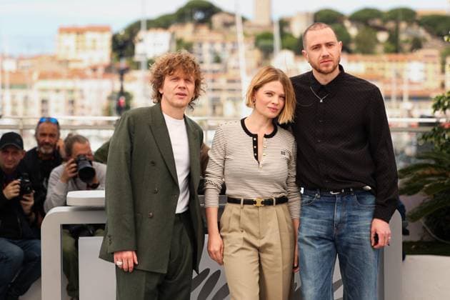 78eme Festival International du Film de Cannes Photocall du film Connemara 78th International Cannes Film Festival Photocall with cast of Connemara movie 444913 2025 05 22 Cannes France Thierry, Mélanie Lutz, Alex Bouillon, Bastien  Copyright: xIvankaxVoisinx xStarfacex STAR_444913_007