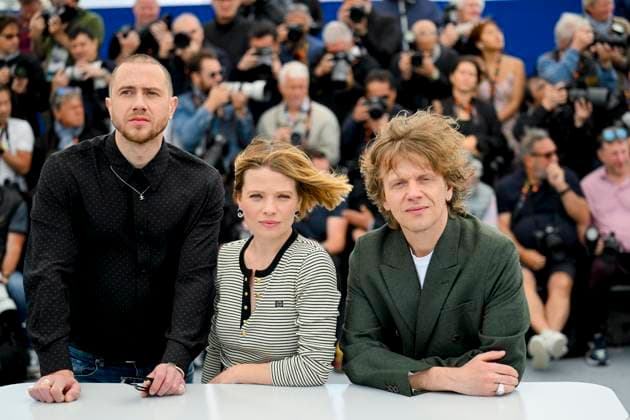 78eme Festival International du Film de Cannes Photocall du film Connemara 78th International Cannes Film Festival Photocall with cast of Connemara movie 444924 2025 05 22 Cannes France Bouillon, Bastien Thierry, Mélanie Lutz, Alex  Copyright: xSergexArnalx xStarfacex STAR_444924_004