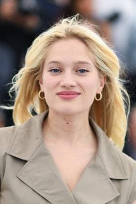 Cannes Heads or Tails Photocall AM Nadia Tereszkiewicz attending the Heads or Tails Photocall in Cannes, France on May 22, 2025 as part of the 78th Cannes Film Festival. Photo by Aurore Marechal ABACAPRESS.COM Cannes France  Copyright: xMarechalxAurore ABACAx