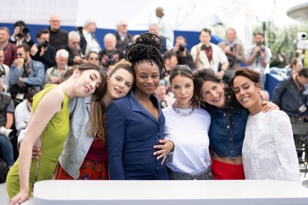 Cannes Ma Frere Photocall AM Romane Gueret, Fanta Kebe, Shirel Nataf, Suzanne de Baecque, Amel Bent and Lise Akoka attending the Ma Frere Photocall in Cannes, France on May 22, 2025 as part of the 78th Cannes Film Festival. Photo by Aurore Marechal ABACAPRESS.COM Cannes France  Copyright: xMarechalxAurore ABACAx