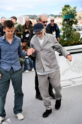 78eme Festival International du Film de Cannes Photocall du film Lhomme qui a vu lours qui a vu lhomme Festival de Cannes 2025 photocall Lhomme qui a vu lours qui a vu lhomme Pierre Richard 444946 2025 05 22 France  Copyright: xLionelxGuericolas MPPx STAR_444946_050