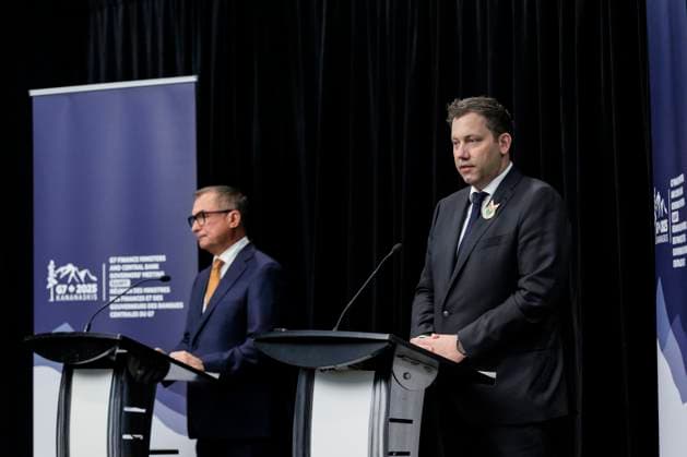 Joachim Nagel, President of the Deutsche Bundesbank, and Lars Klingbeil, Federal Minister of Finance, at a press conference during the meeting of the G7 Finance Ministers and Central Bank Governors in Banff, 22 May 2025 Photographed on behalf of the Federal Ministry of Finance Banff Canada Copyright: xKiraxHofmann BMFx