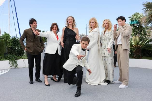 Cannes - Karavan Photocall Jakub Viktorin, Jana Plodkova, Anna Geislerova, David Vodstrcil, Juliana Brutovska Ol hova, Zuzana Kirchnerova and Giandomenico Cupaiuolo pose during the Karavan (Caravan) photocall at the 78th annual Cannes Film Festival at Palais des Festivals on May 22, 2025 in Cannes, France. Photo by Shootpix ABACAPRESS.COM Cannes France  Copyright: xShootpix ABACAx