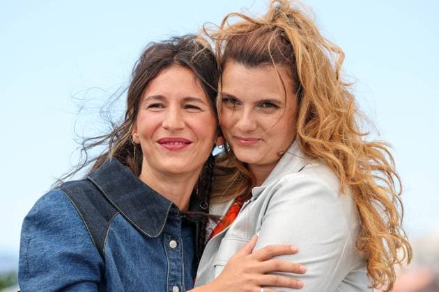 Cannes - Ma Frere Photocall Romane Gueret and Lise Akoka pose during the Ma frere photocall at the 78th annual Cannes Film Festival at Palais des Festivals on May 22, 2025 in Cannes, France. Photo by Shootpix ABACAPRESS.COM Cannes France  Copyright: xShootpix ABACAx