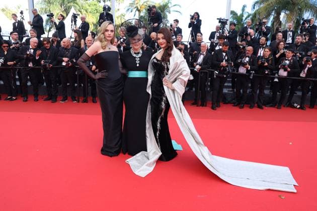 Cannes - La Venue de l Avenir (Colours Of Time) Red Carpet (L-R) Cara Delevingne, Helen Mirren and Aishwarya Rai attend the La Venue De L avenir (Colours Of Time) red carpet at the 78th annual Cannes Film Festival at Palais des Festivals on May 22, 2025 in Cannes, France. Photo by Jerome Domine ABACAPRESS.COM Cannes France  Copyright: xDominexJerome ABACAx