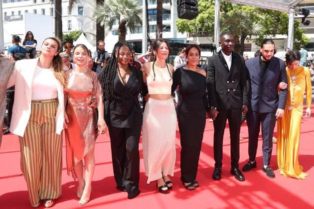 J Montée des marches du film Man O Bachech Woman and child lors du 78ème Festival International du Film de Cannes Romane Gueret, Shirel Nataf, Fanta Kebe, Lise Akoka, Amel Bent, Mouctar Diawara, Zakaria Tayeb Lazab, Yuming Hey Montée des marches du film Man O Bachech Woman and child lors du 78ème Festival International du Film de Cannes, au Palais des Festivals à Cannes Le 22 mai 2025 Jacovides Moreau Bestimage Red carpet for the movie Man O Bachech Woman and child during the 78th Cannes International Film Festival at the Palais des Festivals in Cannes, France On may 21th 2025 Cannes France  Copyright: xJACOVIDES-MOREAUx xBESTIMAGExJACOVIDES-MOREAUx xBESTIMAGEx