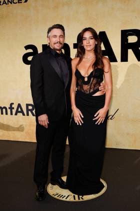 Photocall du gala AmFar 2025 by Chopard à lHôtel du Cap Eden Roc à Antibes James Franco et Izabel Pakzad au photocall du gala AmFar 2025 by Chopard à lHôtel du Cap Eden Roc à Antibes le 22 mai 2025 Moreau Jacovides Bestimage amfAR Gala Cannes 2025 presented by Chopard at Hotel du Cap Eden Roc on May 22, 2025 in Cap dAntibes, France Antibes France  Copyright: xJACOVIDES-MOREAUx xBESTIMAGExJACOVIDES-MOREAUx xBESTIMAGEx