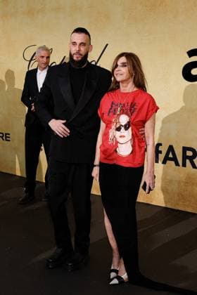 Photocall of the AmFar 2025 gala by Chopard at Hotel du Cap Eden Roc in Antibes Vladimir Restoin Roitfeld and Carine Roitfeld at the photocall of the AmFar 2025 gala by Chopard at Hotel du Cap Eden Roc in Antibes on May 22, 2025 Moreau Jacovides Bestimage amfAR Gala Cannes 2025 presented by Chopard at Hotel du Cap Eden Roc on May 22, 2025 in Cap dAntibes, France Antibes France  Copyright: xJACOVIDES-MOREAUx xBESTIMAGExJACOVIDES-MOREAUx xBESTIMAGEx