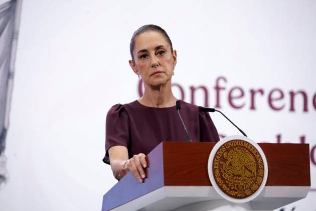 MexicoÃ¢â‚¬â ¢s President Claudia Sheinbaum Pardo, peaks about the negotiations with US President Donald Trump on trade issues during a briefing at National Palace. on May 22, 2025 in Mexico City, Mexico. Mexico City Mexico - ZUMAe321 20250522_zia_e321_016 Copyright: xLuisxBarronx