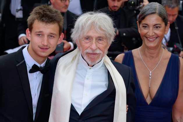 Cannes Colours Of Time Red Carpet NG Ceyla Lacerda and Pierre Richard attending the ‘La Venue De L avenir (Colours Of Time)’ Screening and Red Carpet at Palais Des Festivals in Cannes, France on May 22 2025 as part of the 78th Cannes Film Festival. Photo by Nicolas Genin ABACAPRESS.COM Cannes France  Copyright: xGeninxNicolas ABACAx