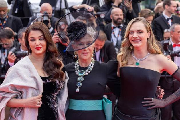 Cannes - Colours Of Time Red Carpet Cara Delevingne, Helen Mirren and Aishwarya Rai attend the La Venue De L avenir (Colours Of Time) red carpet at the 78th annual Cannes Film Festival at Palais des Festivals on May 22, 2025 in Cannes, France. Photo by Shootpix ABACAPRESS.COM Cannes France  Copyright: xShootPix ABACAx